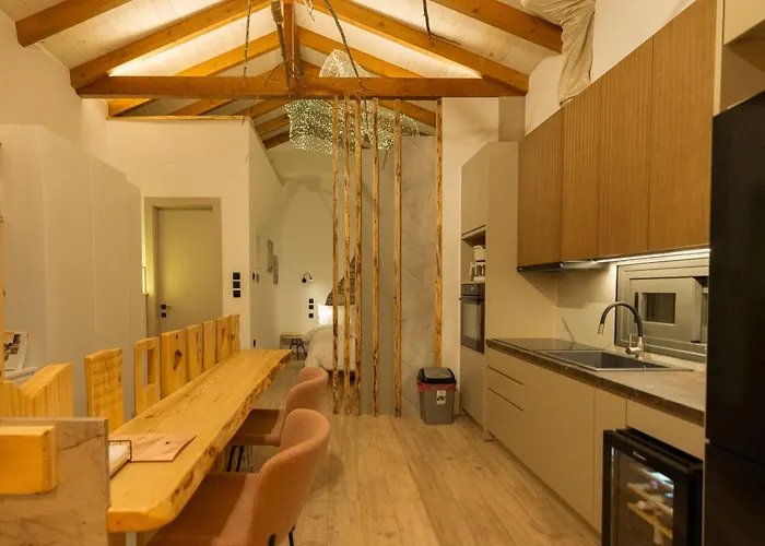 Winehouse Mouzaki-Λημνιώνας *